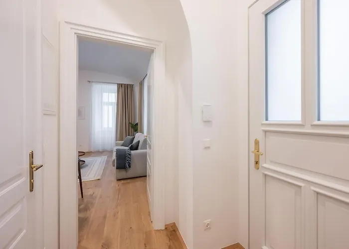 Appartamento 1 Bdr - Majestic, Right Near Vienna's Old Vienna